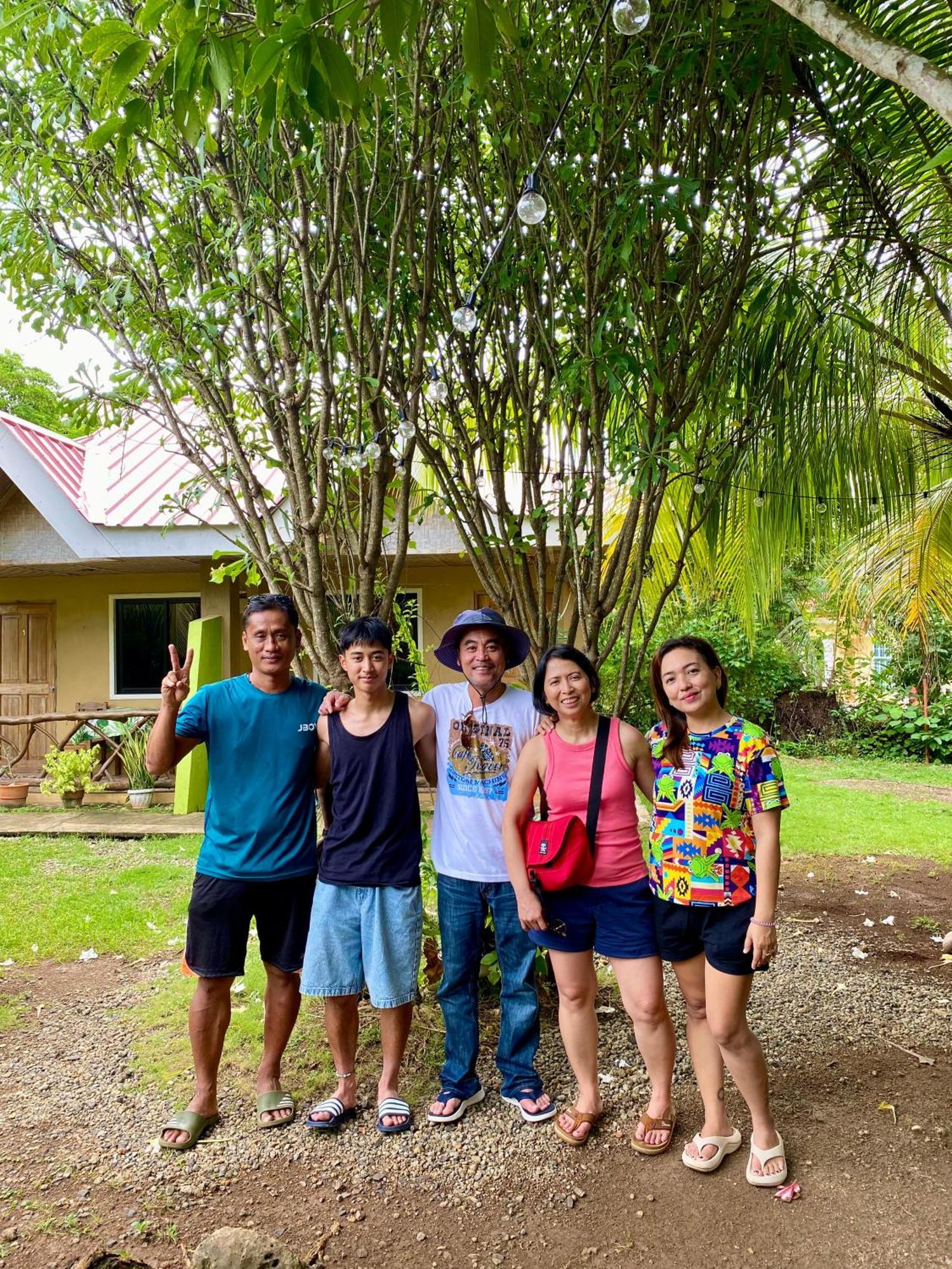 Miki'S Guest House Siquijor Buitenkant foto